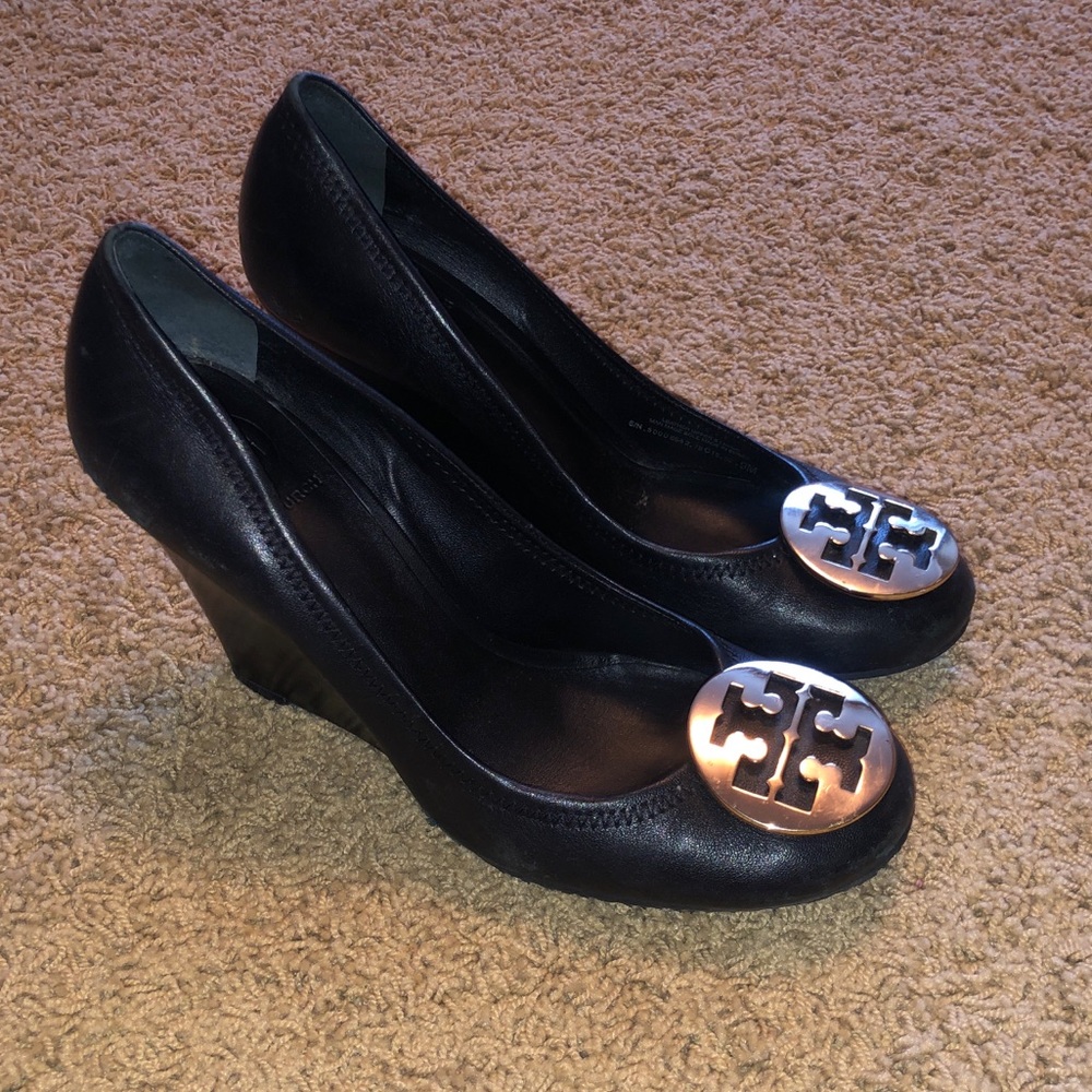 Tory Burch Sally Wedge with Gold Logo
